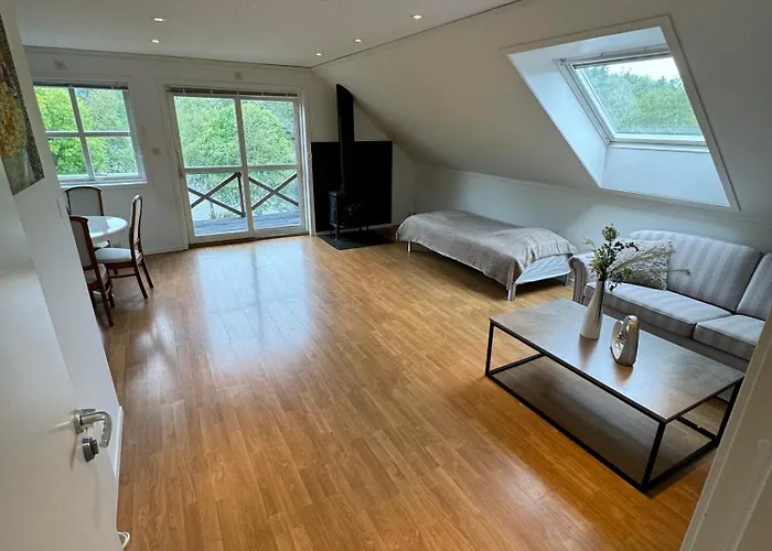 Svanetangen Ferie Og Fritid Hostel *