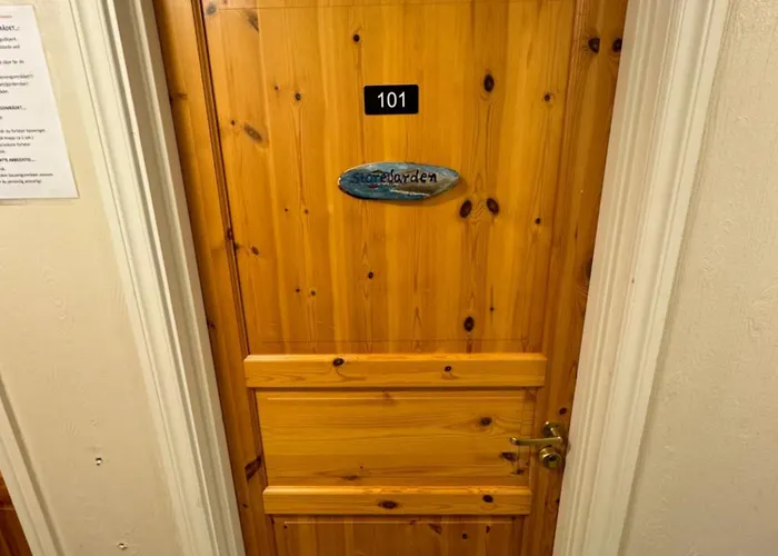 Svanetangen Ferie Og Fritid Hostel *