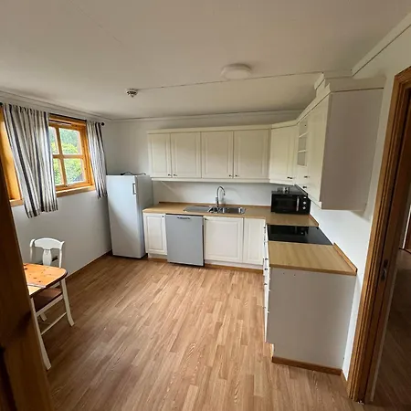 بيت شباب Svanetangen Ferie Og Fritid برغن