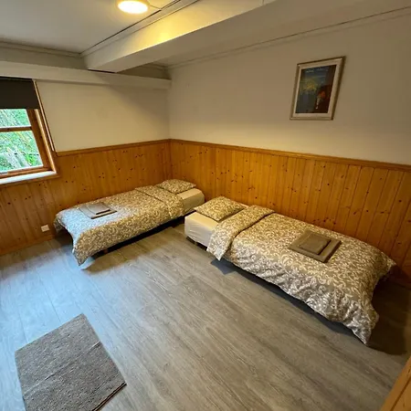 Svanetangen Ferie Og Fritid برغن