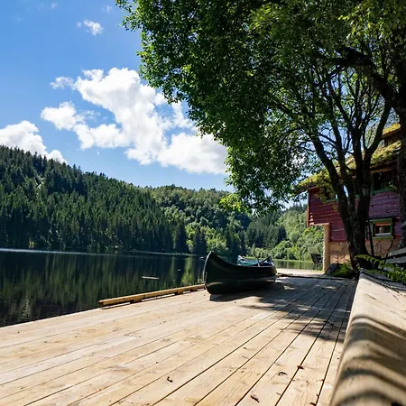 بيت شباب Svanetangen Ferie Og Fritid